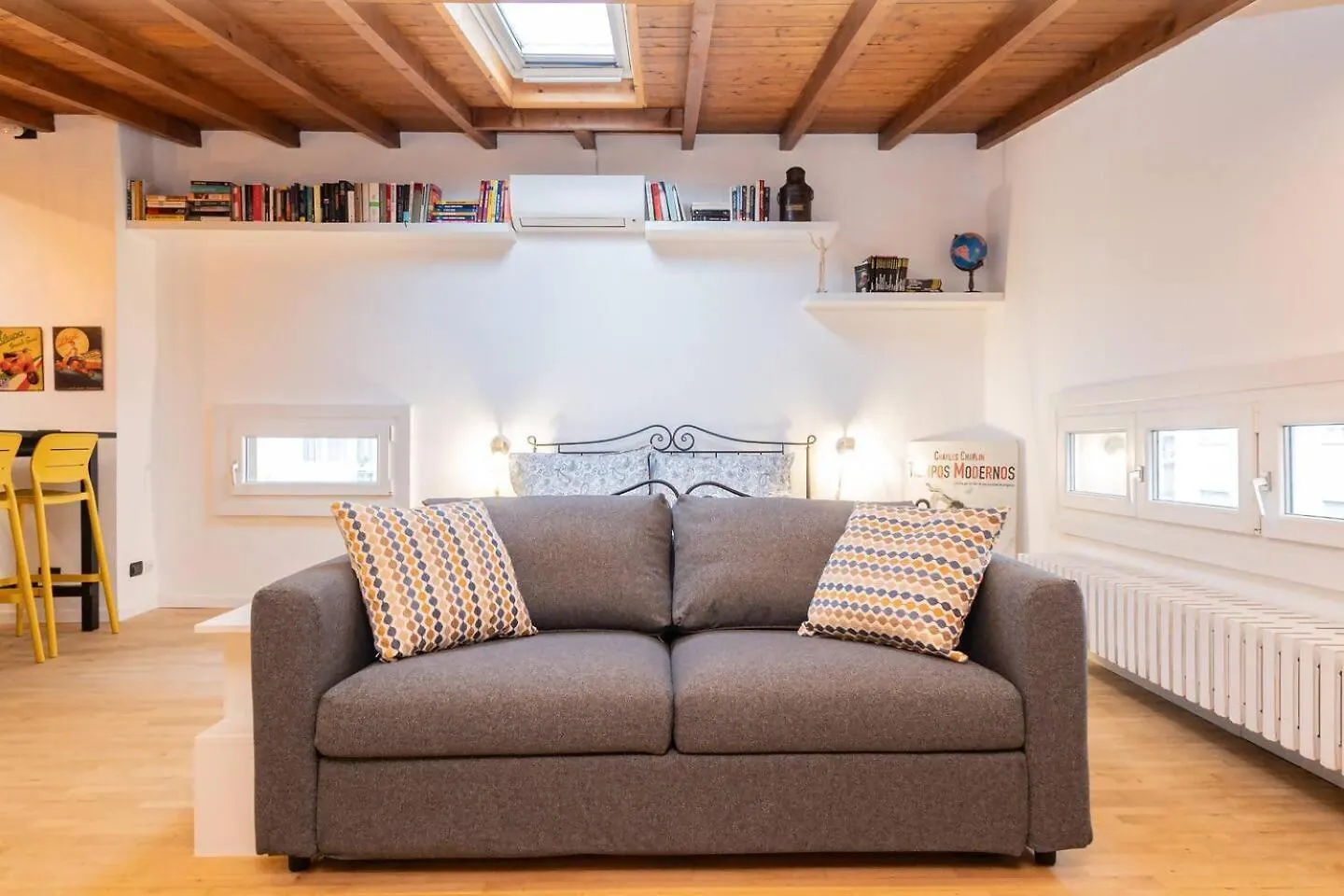 Charme In Mansarda Bergamo Apartment 0*,