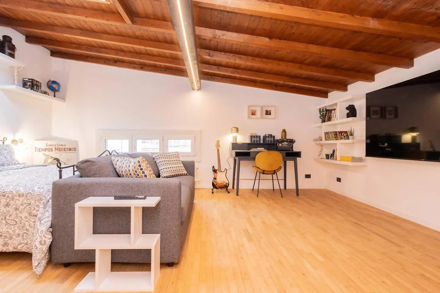 Charme In Mansarda Bergamo Apartment Italy