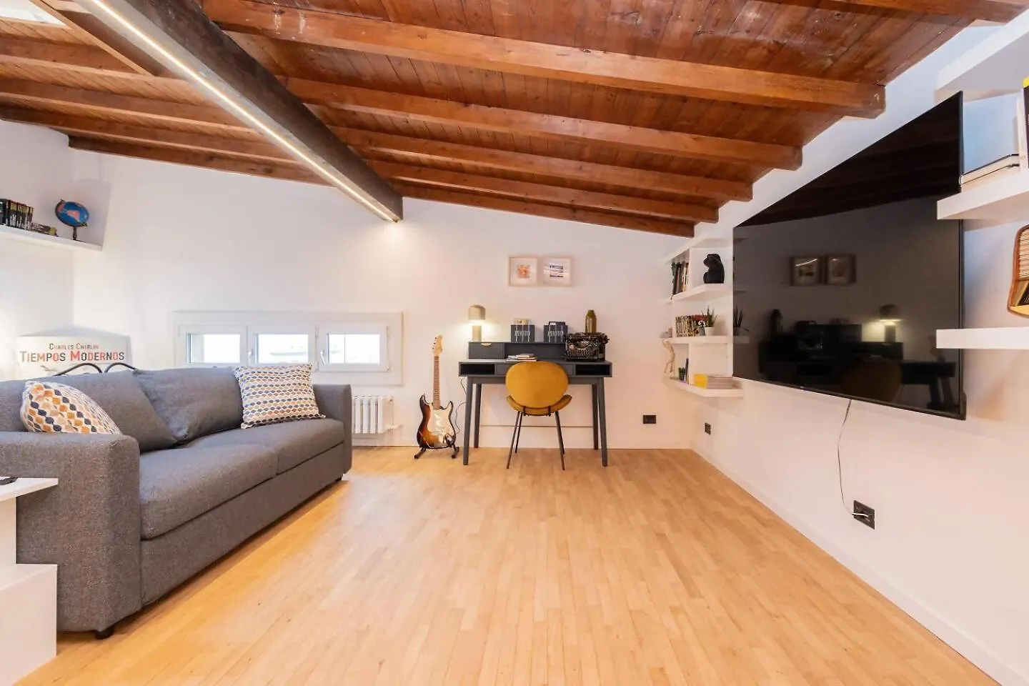 Charme In Mansarda Bergamo Apartment 0*,  Italy